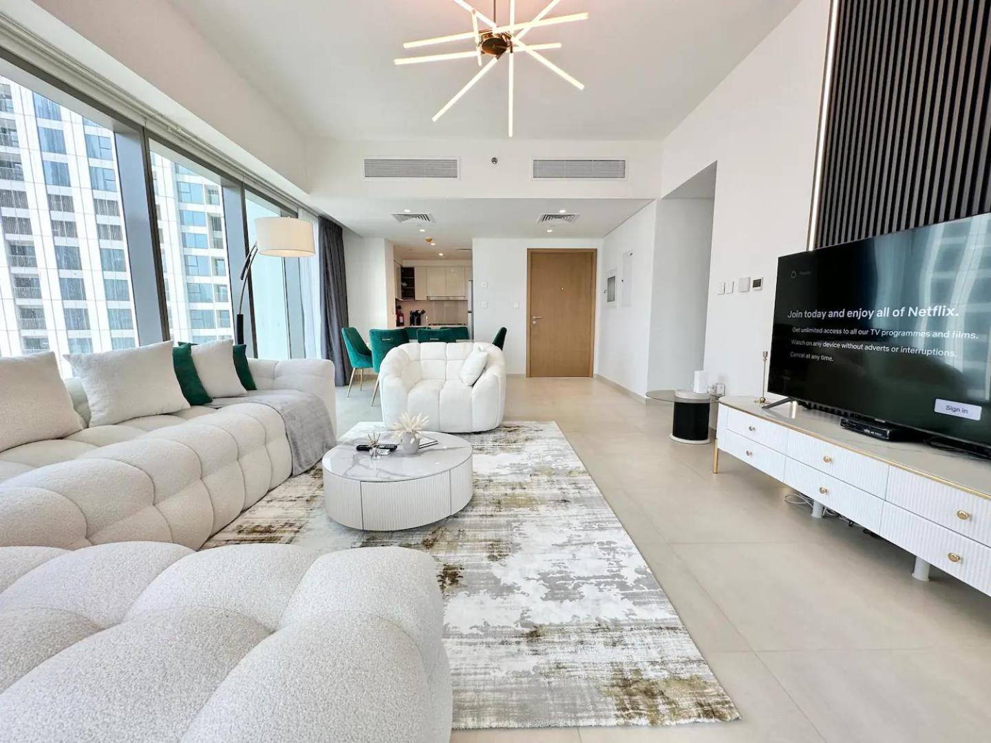 Lavish Style High Floor Apartment